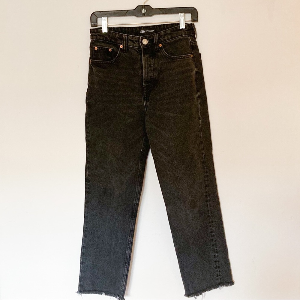 Zara High Rise Straight Button Fly Cropped Jeans